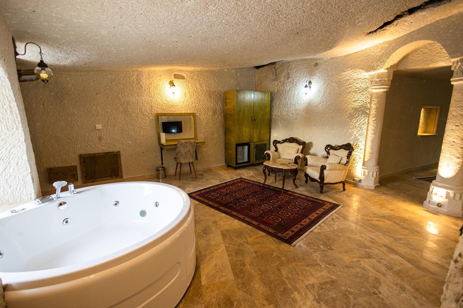 Majestic Cave House Hotel เนฟซิเฮียร์ ภายนอก รูปภาพ